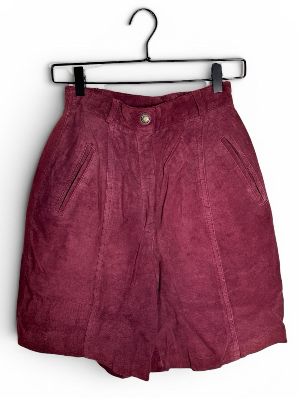Vintage Forenza 100% Leather High Rise Burgundy Suede Shorts Size 8